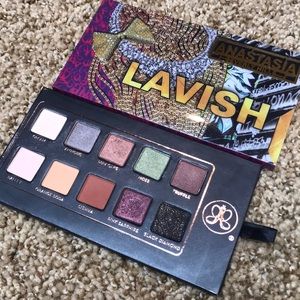 Anastasia - Lavish Palette